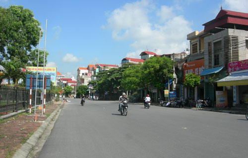Lương Tài thu gom vận chuyển rác thải theo hình thức cuốn chiếu