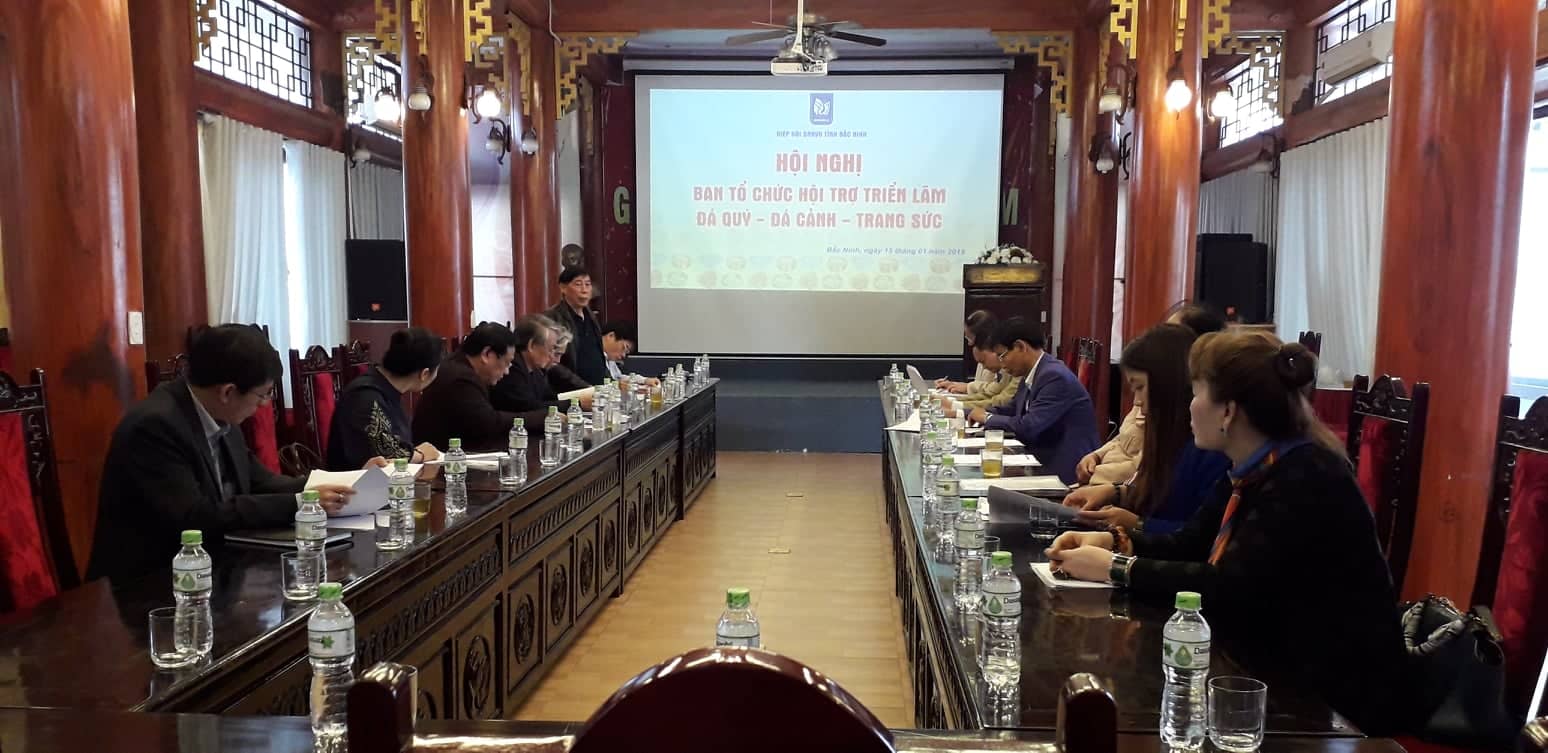Hội nghị triển khai kế hoạch Tổ chức Hội chợ Triển lãm đá quý, đá cảnh và trang sức