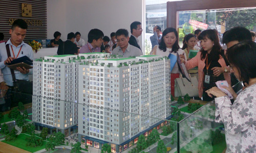 Ồ ạt săn nhân sự bất động sản