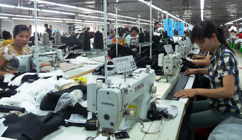 Khẳng định vị thế doanh nghiệp may gia công xuất khẩu